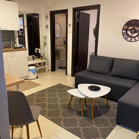 N6 Apartment Novi Sad Buitenkant foto
