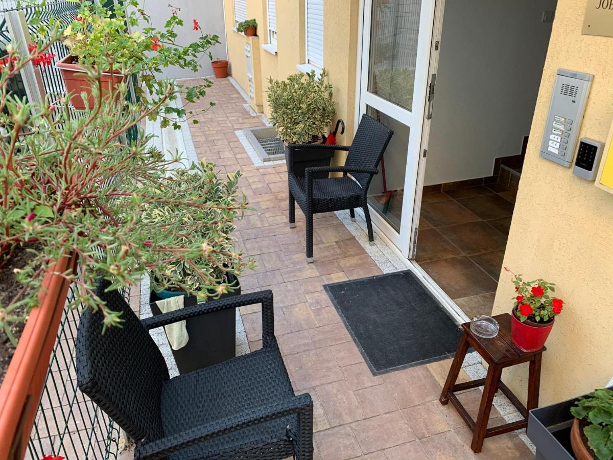 N6 Apartment Novi Sad Buitenkant foto