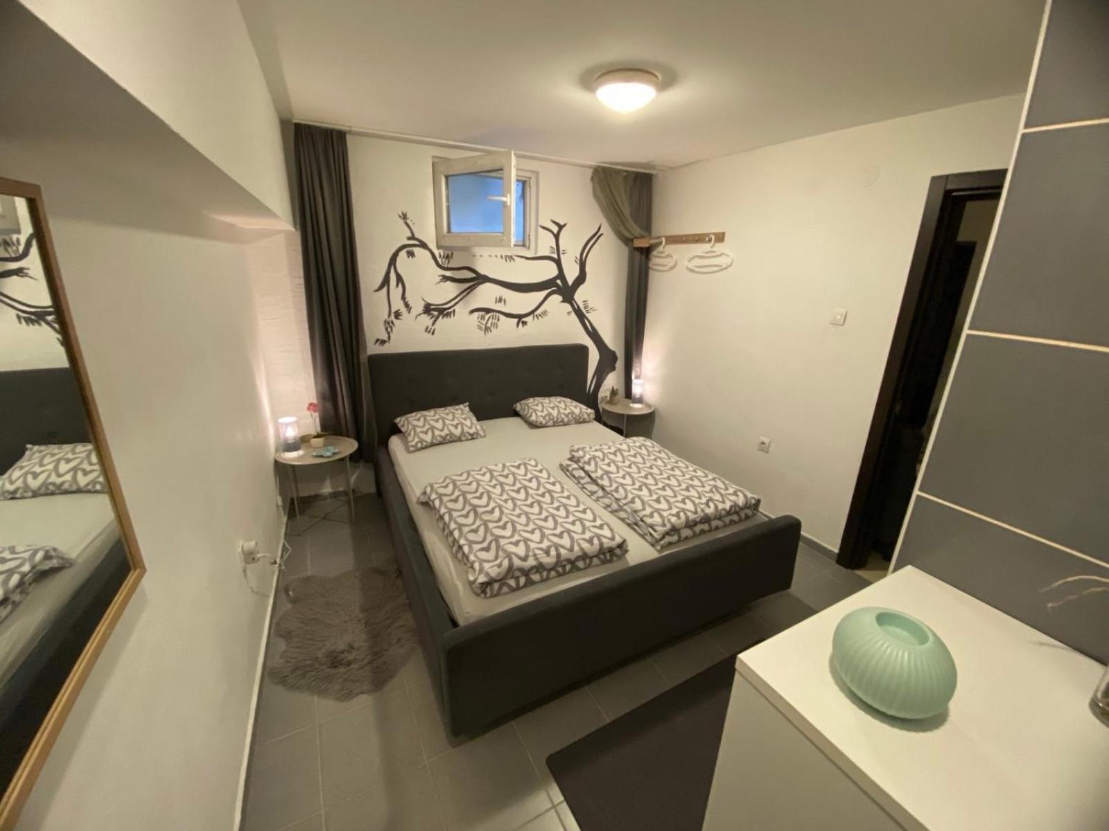 N6 Apartment Novi Sad Buitenkant foto
