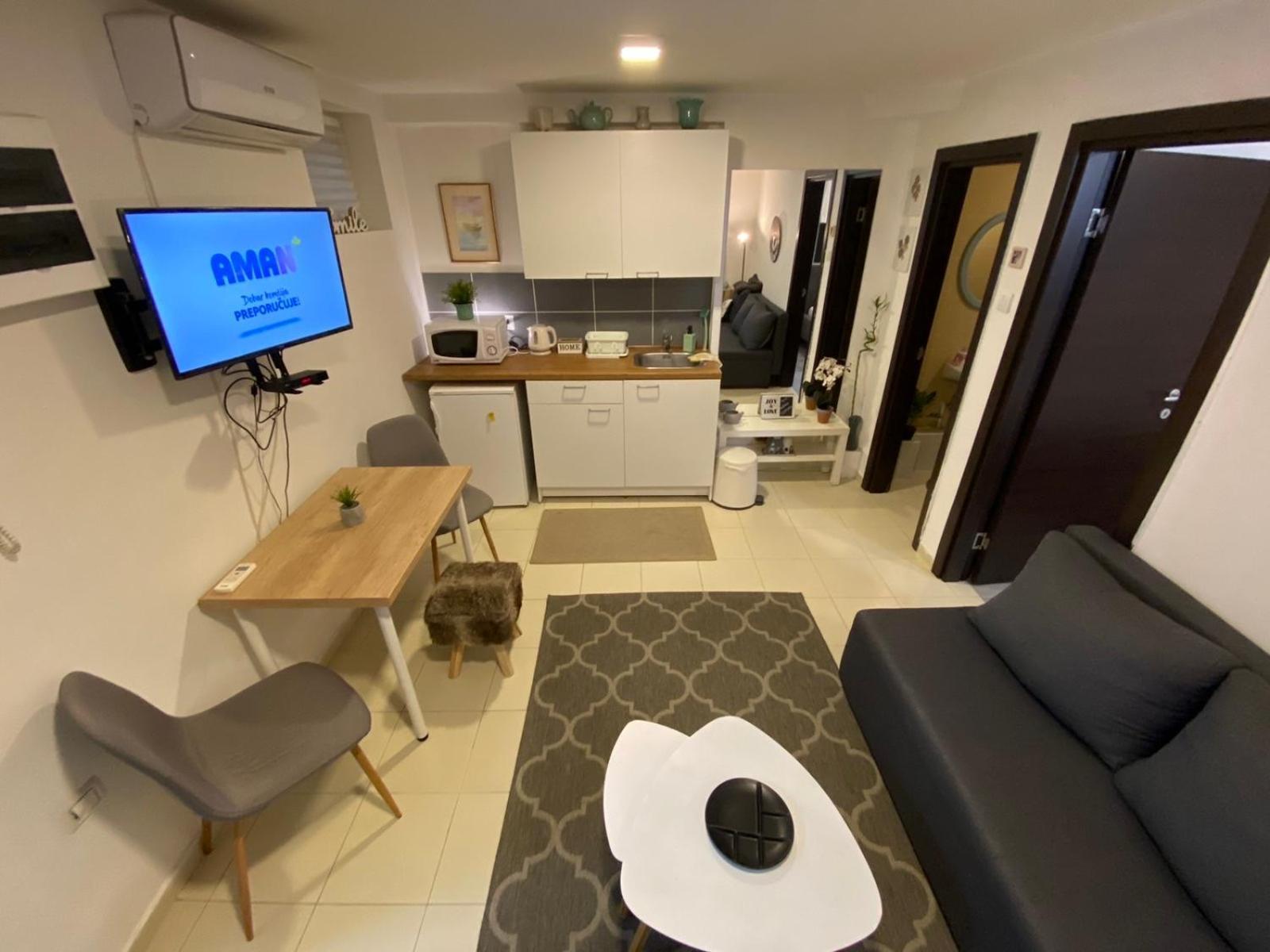N6 Apartment Novi Sad Buitenkant foto